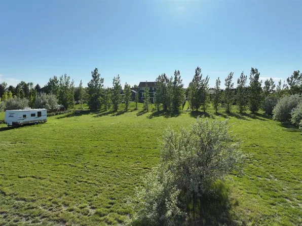 106 Antler Ridge Rd, Lethbridge County, AB T0K 2A0
