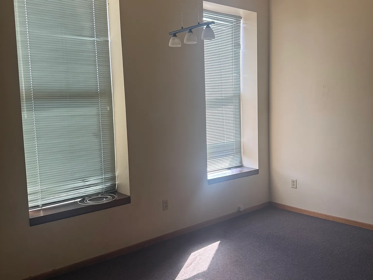 1 bed, 850 sqft, $900 — Photo 2