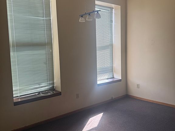 2nd image of 432 N Main St #2