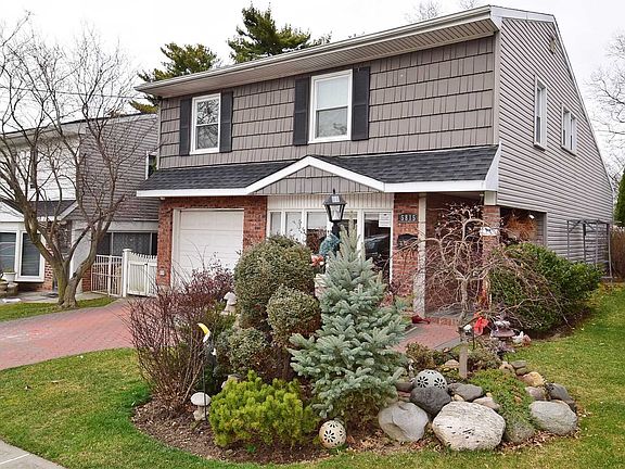 2nd image of 5815 Hewlett St