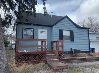 1442 9th St N, Fargo, ND 58102