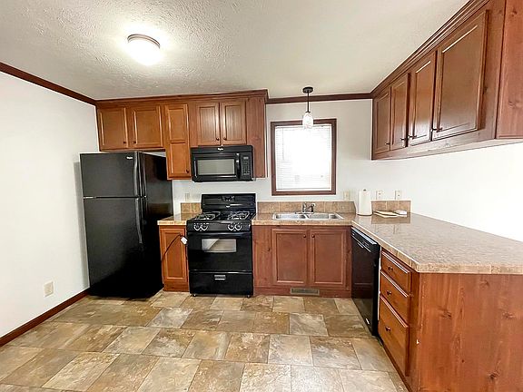 2nd image of 1616 Pennsylvania Ave Unit 37