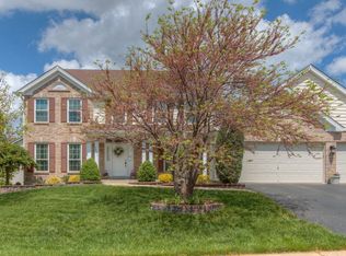 2611 Chatham Place Ct, Chesterfield, MO 63005