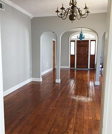 2nd image of 4409 Fontainebleau Dr