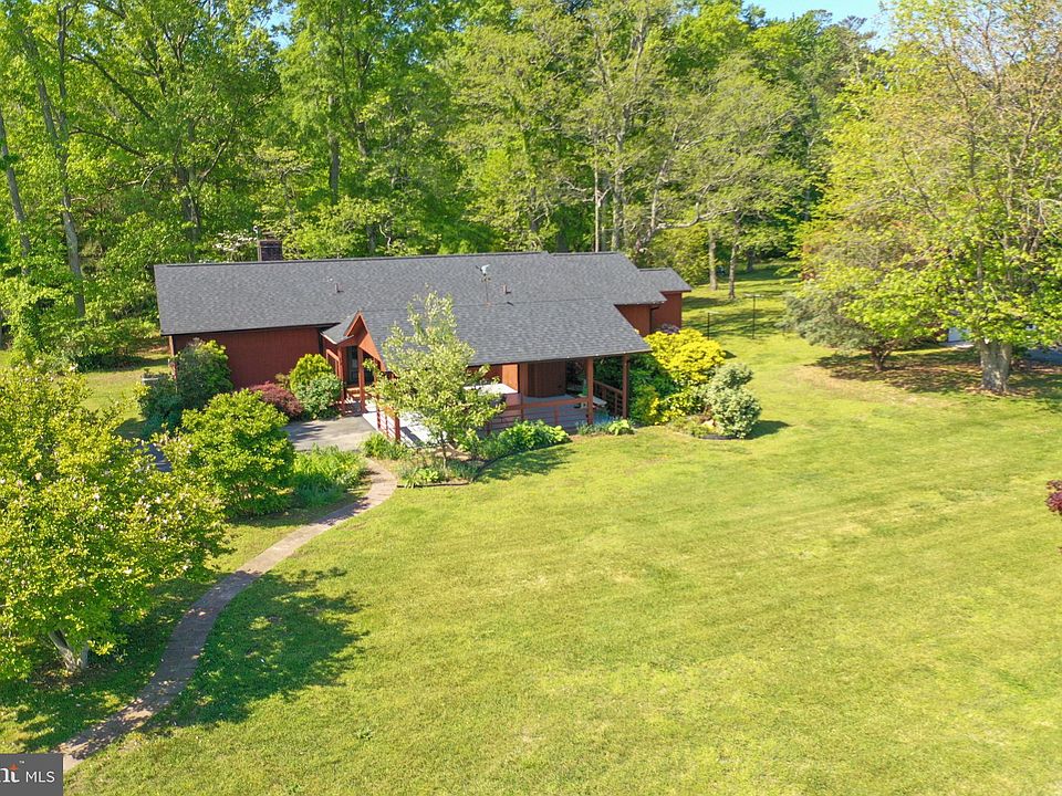 1st image of 94 Kings Orchard Ln