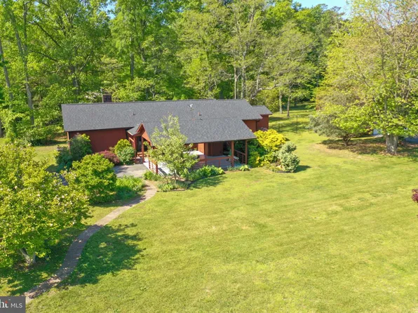 94 Kings Orchard Ln, Montross, VA 22520