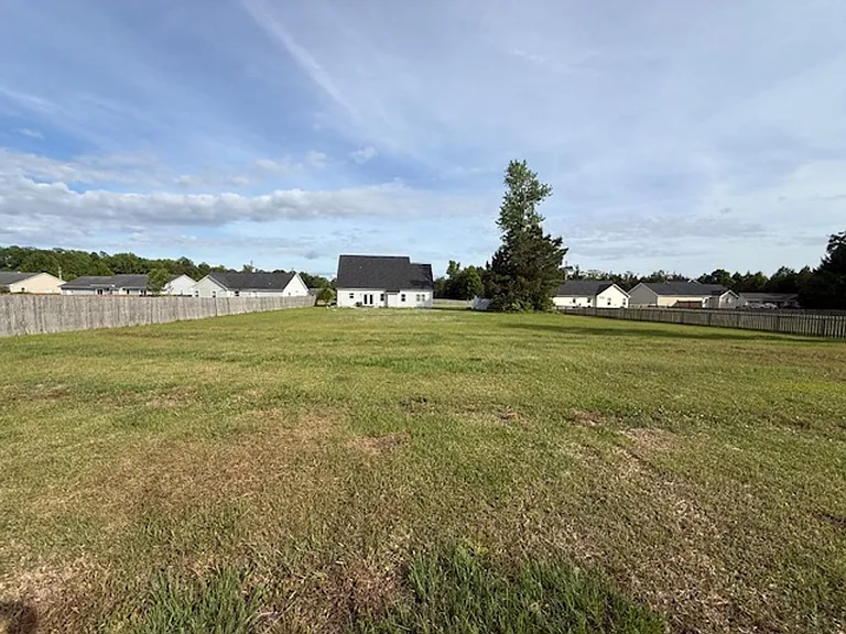 310 Murphy Dr — Photo 29