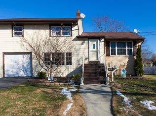 160 Statesir Pl, Red Bank, NJ 07701