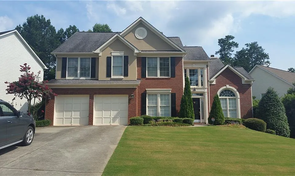 365 Tumbling Creek Dr