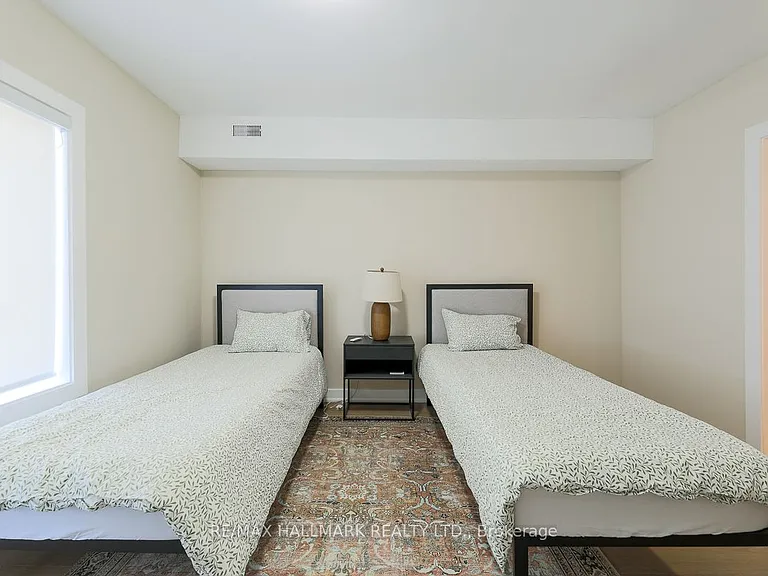 628 Danforth Ave #303 — Photo 12