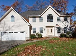 55 Clarendon St, Lowell, MA 01851