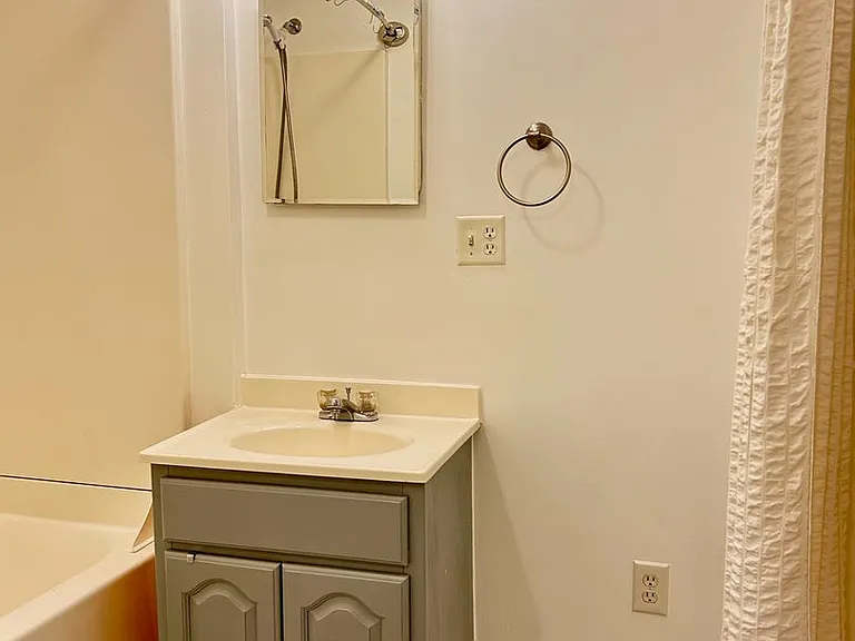 154 Mulberry St — Photo 13