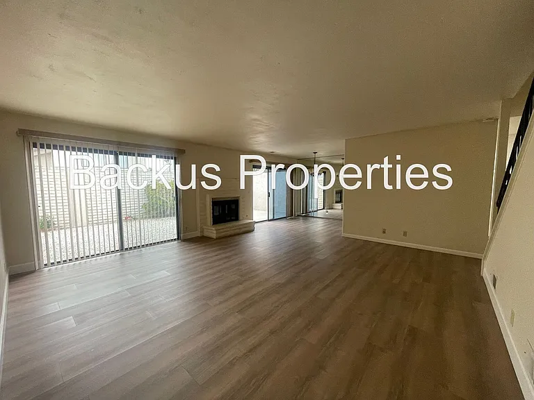 525 Victor St — Photo 4