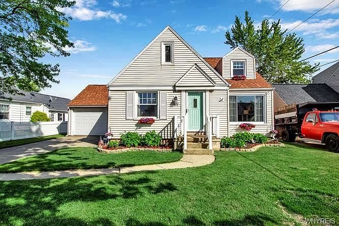 1st image of 971 Parkhurst Blvd