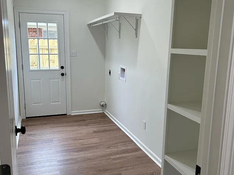 144 Whittington Dr — Photo 7