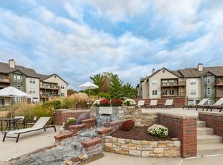 1439 S Fenbrook Ln, Bloomington, IN 47401