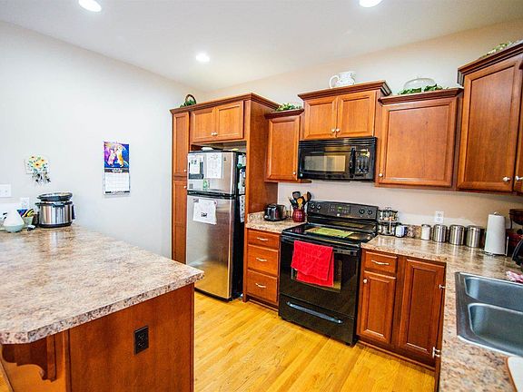 5th image of 60 Jeter Ct