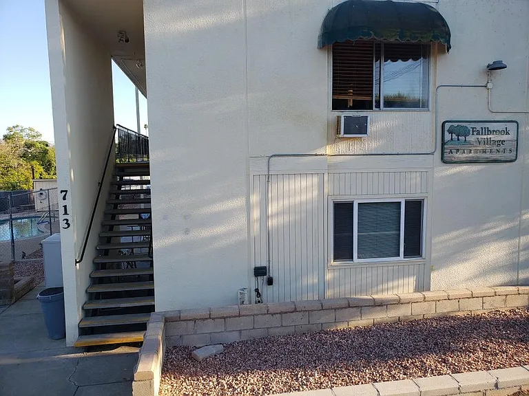 713 E Elder St #1 — Photo 1