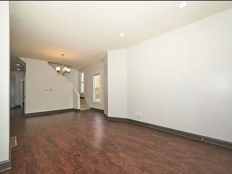 436 N State Ave — Photo 4