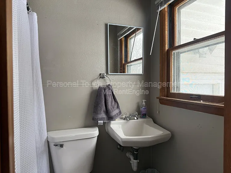 606 5th St S — Photo 12
