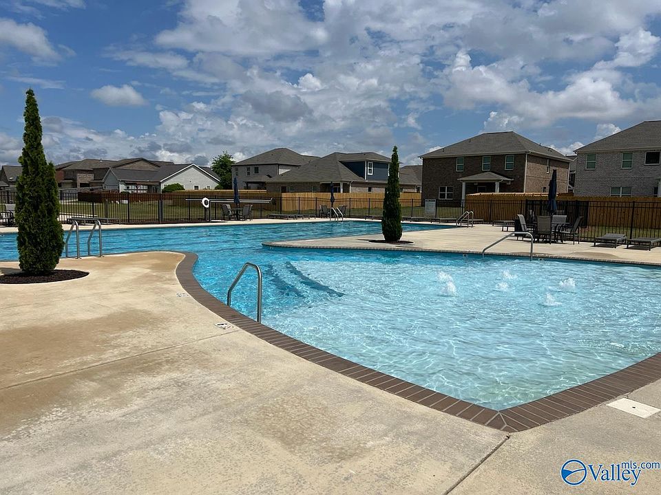 1st image of 7907 Gabriela Dr NW