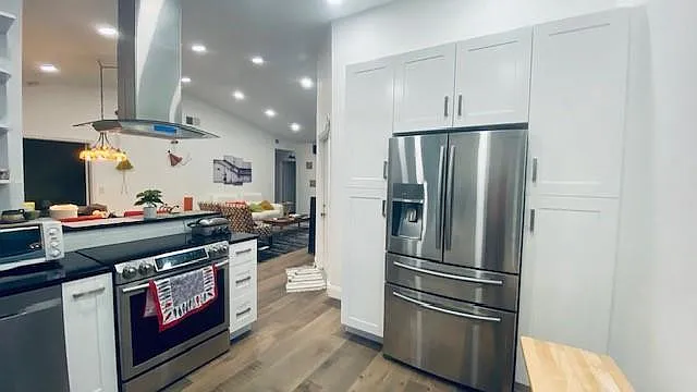 4235 NW 56th Dr — Photo 12