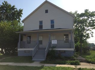 831 5th St, Wyandotte, MI 48192