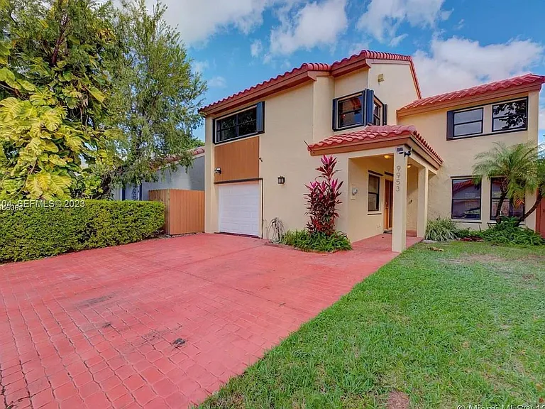 9953 SW 147th Ct — Photo 9