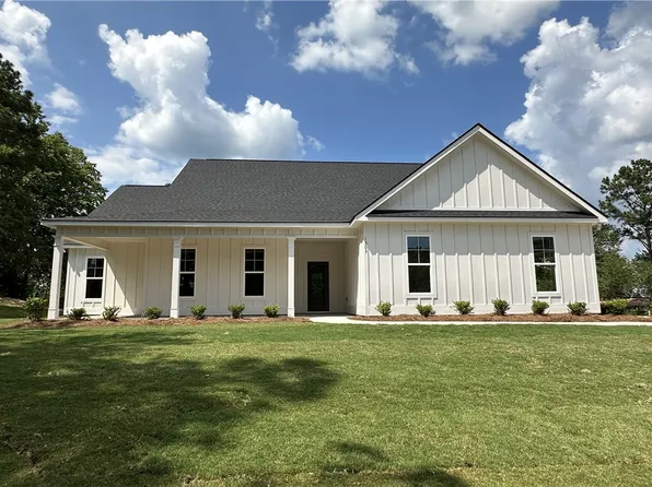 1303 Lee Road 117, Opelika, AL 36804