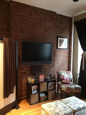 Sold by Bank Neary | media 17