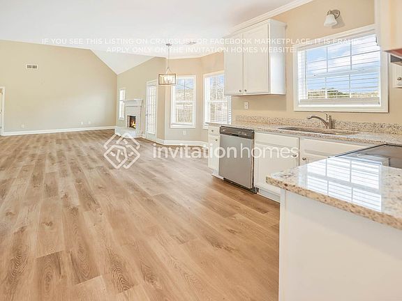 4th image of 213 Calli Ct