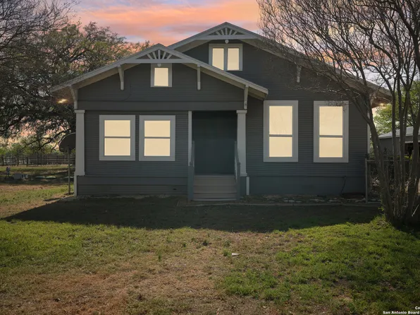 5825 Blacksmith, Marion, TX 78124