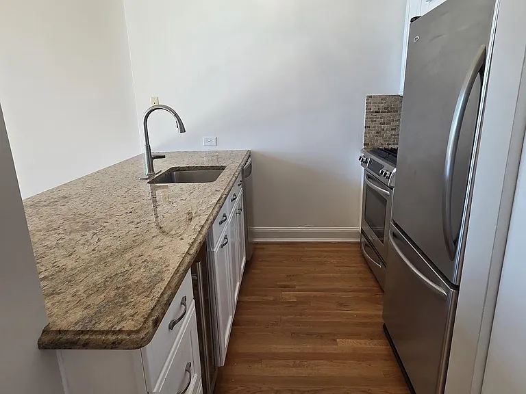 518-530 Gregory Ave #C405 — Photo 11