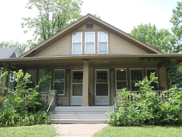 1627 Kentucky St — Photo 1