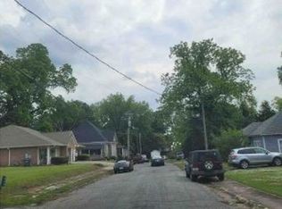 355 Monroe St, Alexander City, AL 35010