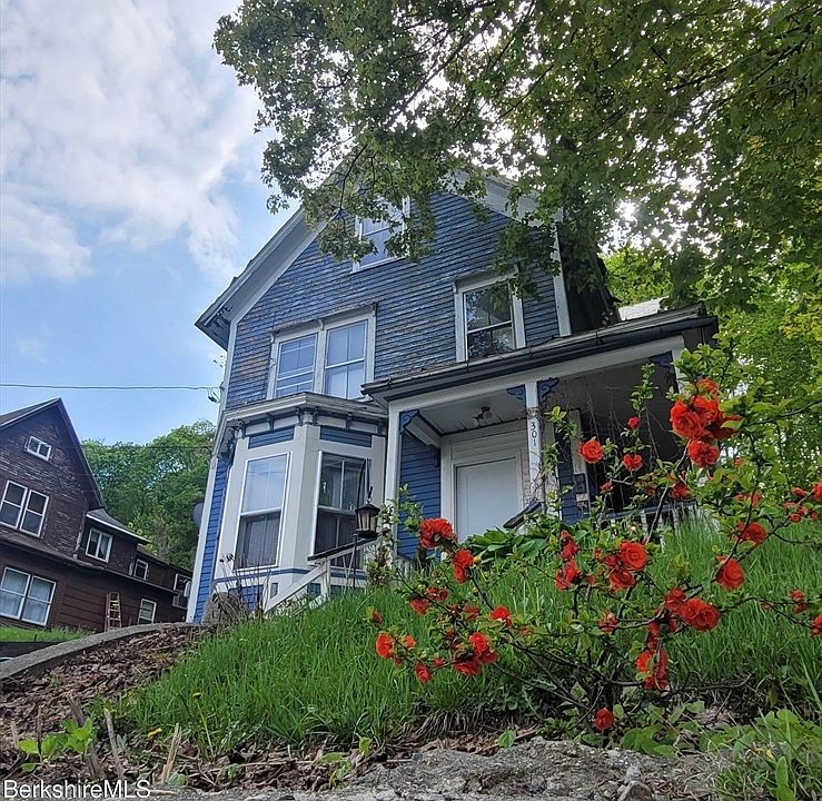 1st image of 301 Walnut St