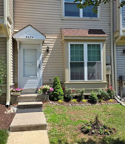 9654 Hastings Dr — Photo 1