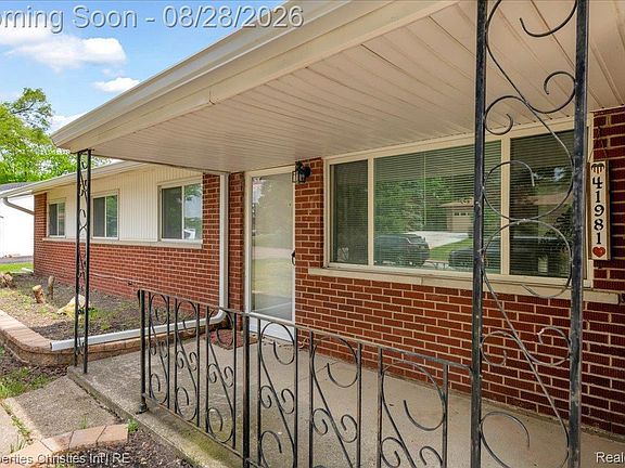 3rd image of 41981 Quince Dr