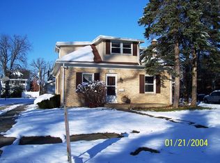 107 Locust St E, Three Oaks, MI 49128