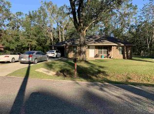 4508 Edgewood Dr, Milton, FL 32583