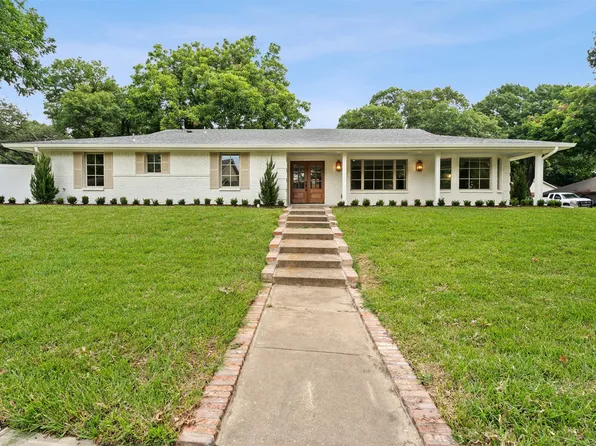 4700 Fieldcrest Dr, Fort Worth, TX 76109