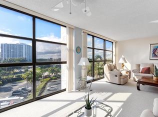600 Parkview Dr APT 601, Hallandale Beach, FL 33009