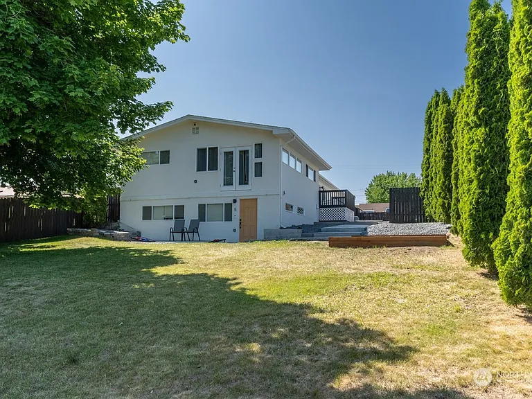 W Lakeside Dr — Photo 15