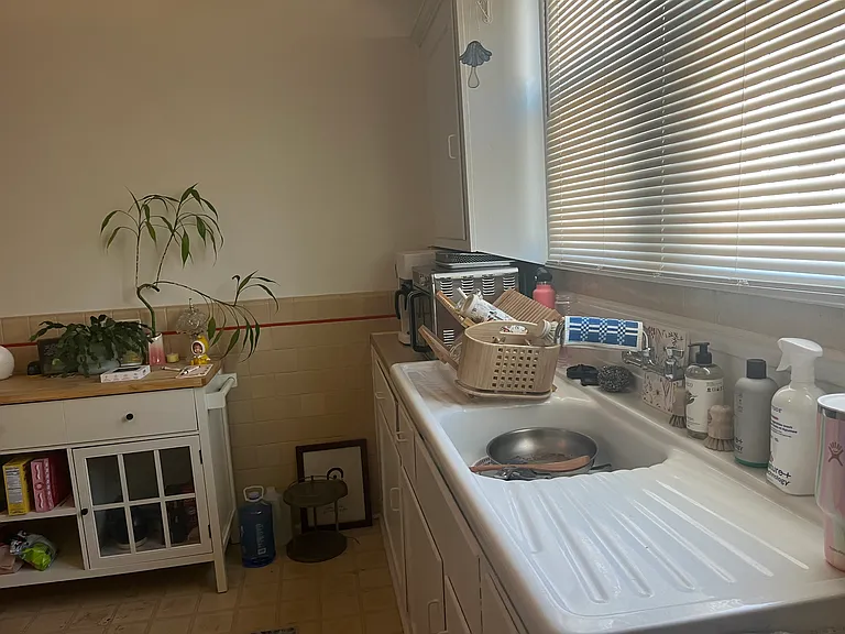3403 Sheffield Ave #1 — Photo 12