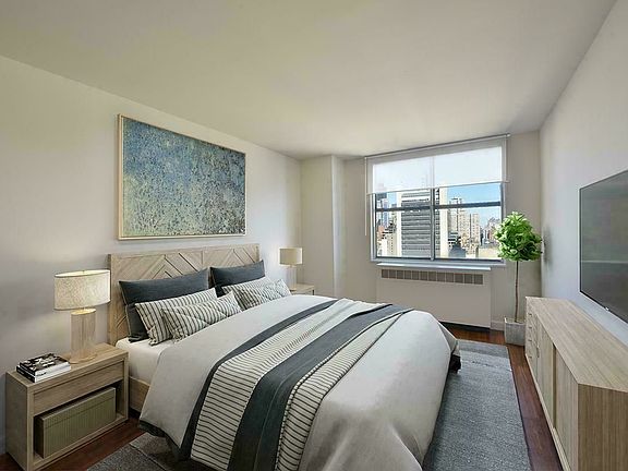 3rd image of 320 E 46th St APT 32C