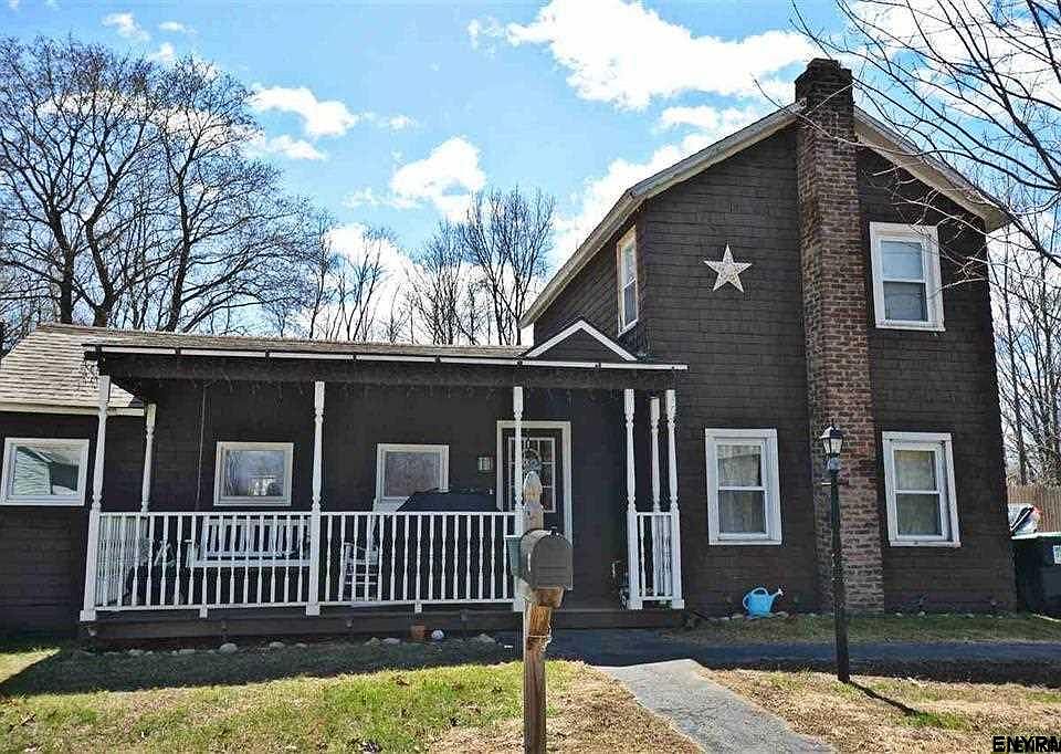 1st image of 83 John St