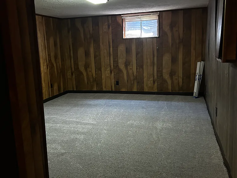 basement bedroom