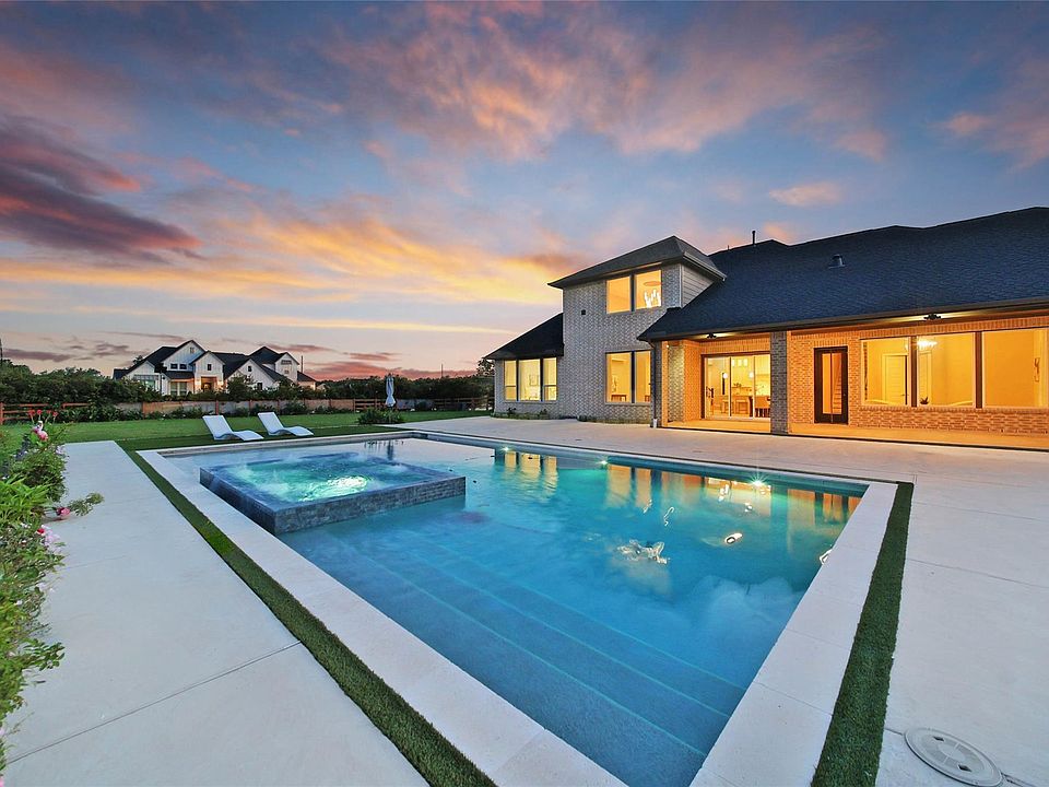 1st image of 29402 Circle S Ranch Trl