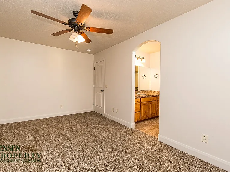 370 W Buena Vis #101 — Photo 13