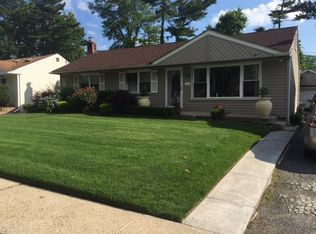 1661 Greenway Blvd, Valley Stream, NY 11580